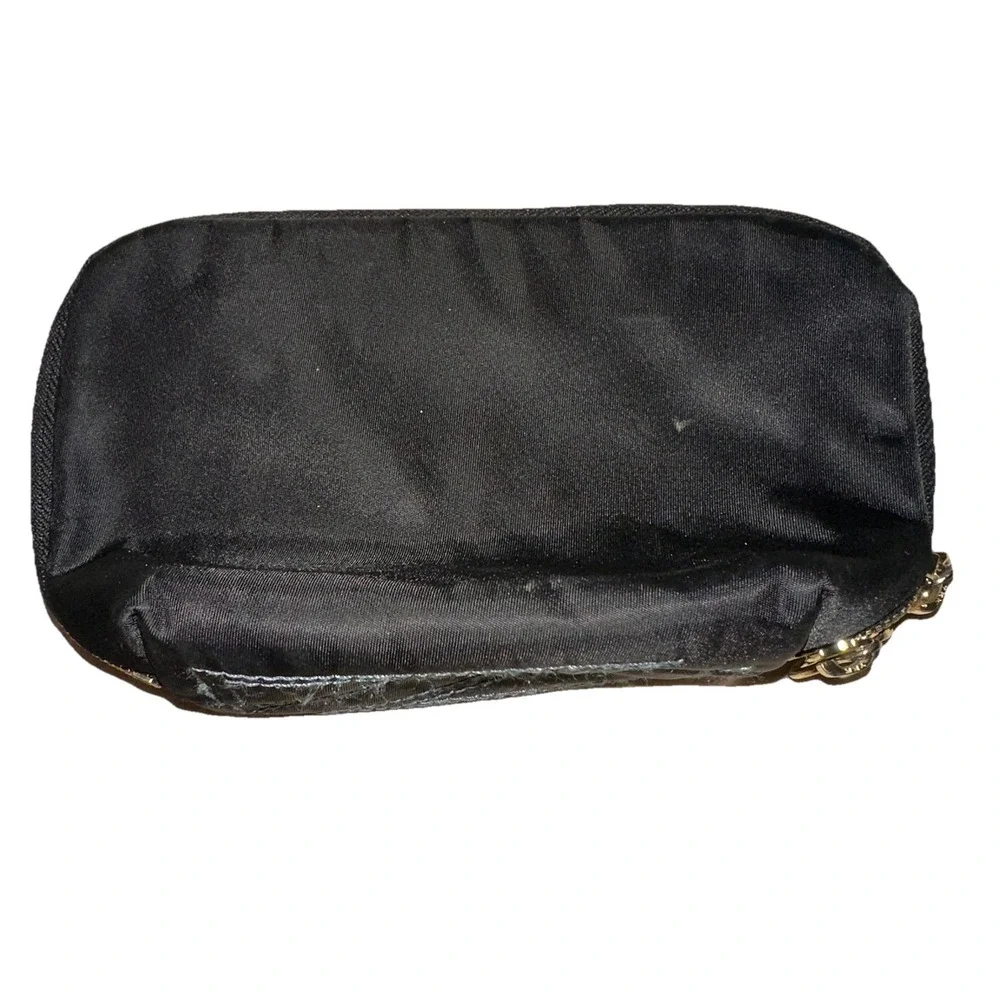 Kusshi Everyday Makeup Bag Black Nylon 7‎ x 3 x 5